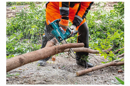 Аккумуляторная цепная пила Makita UC004GZ, 40v, шина 35см (без АКБ и ЗУ)