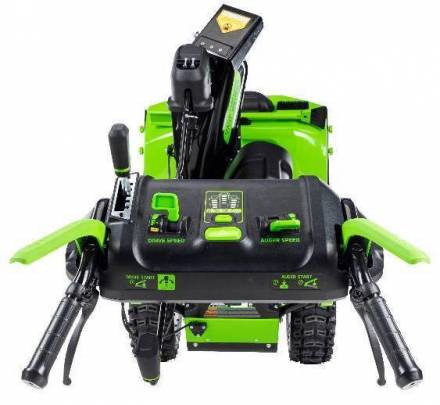 Снегоуборщик Greenworks GD82ST56, 82v, 61 см, в комплекте 3 шт. АКБ 8 А·ч и двойное ЗУ (самоходный ,аккумуляторный) 2602807U3G