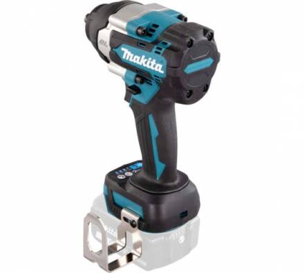 Аккумуляторный ударный гайковерт Makita DTW700RF1J (1 х 3Ач,  ЗУ)