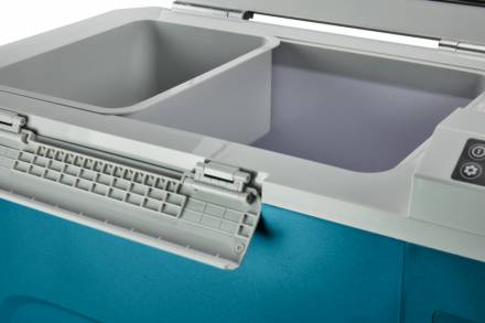 Аккумуляторный холодильник с функцией подогрева CW002GZ01 (XGT, LXT, 12V, 220V)